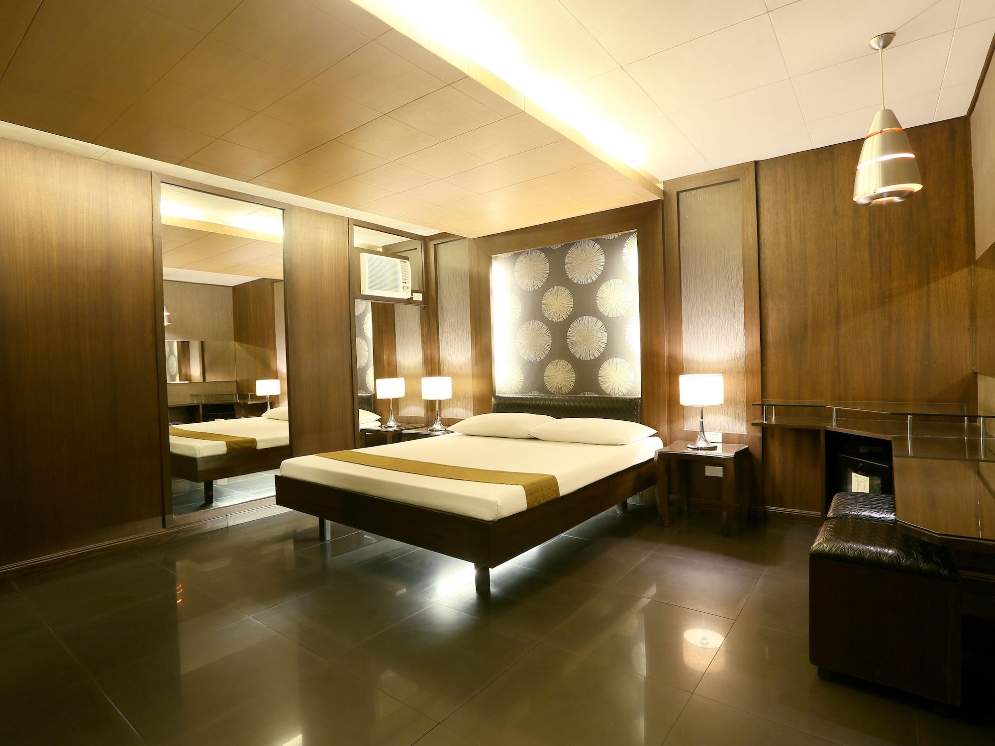 Hotel Ava Cuneta Πασάι Εξωτερικό φωτογραφία