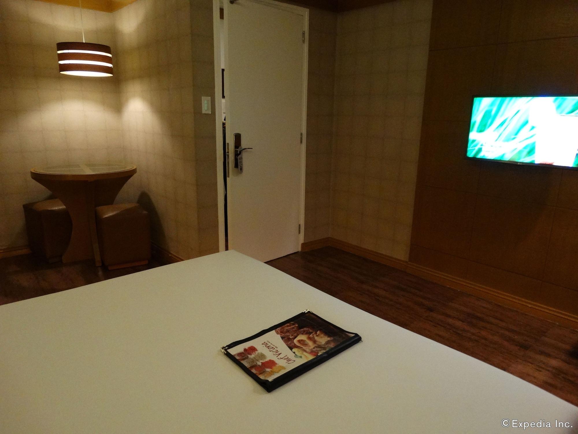 Hotel Ava Cuneta Πασάι Εξωτερικό φωτογραφία
