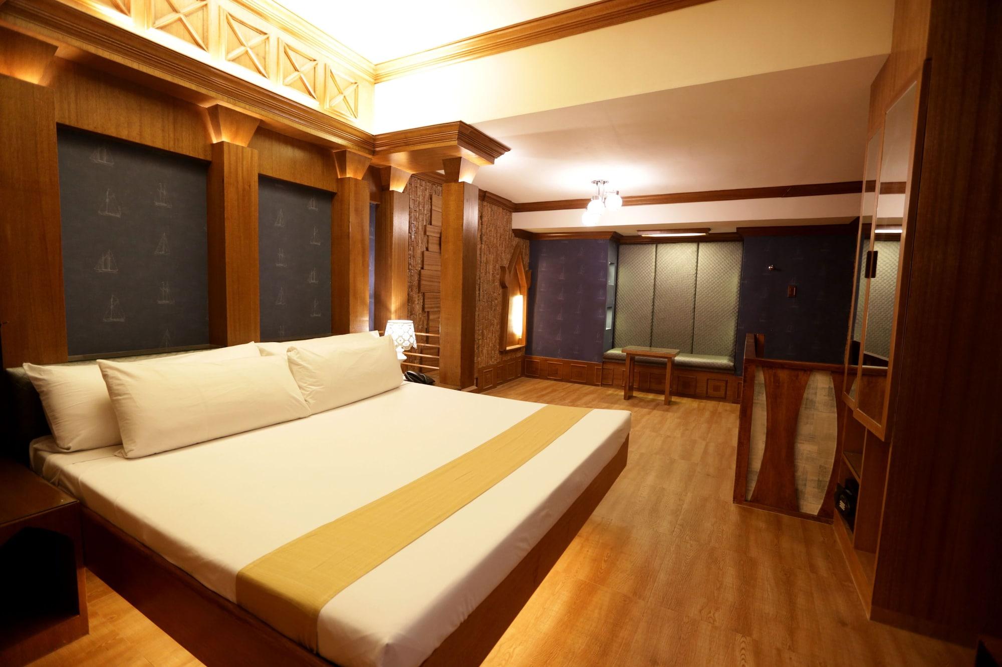 Hotel Ava Cuneta Πασάι Εξωτερικό φωτογραφία