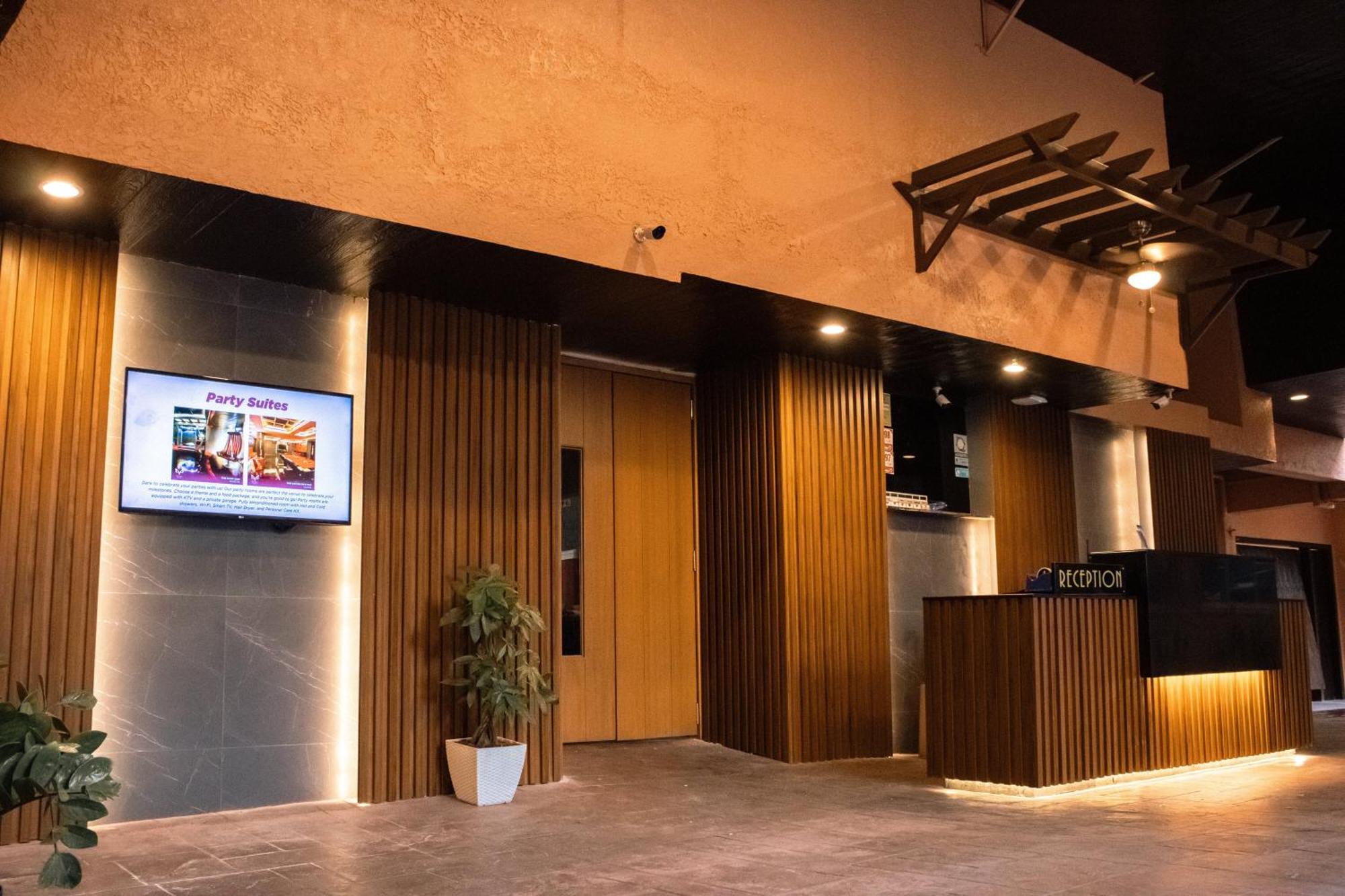 Hotel Ava Cuneta Πασάι Εξωτερικό φωτογραφία