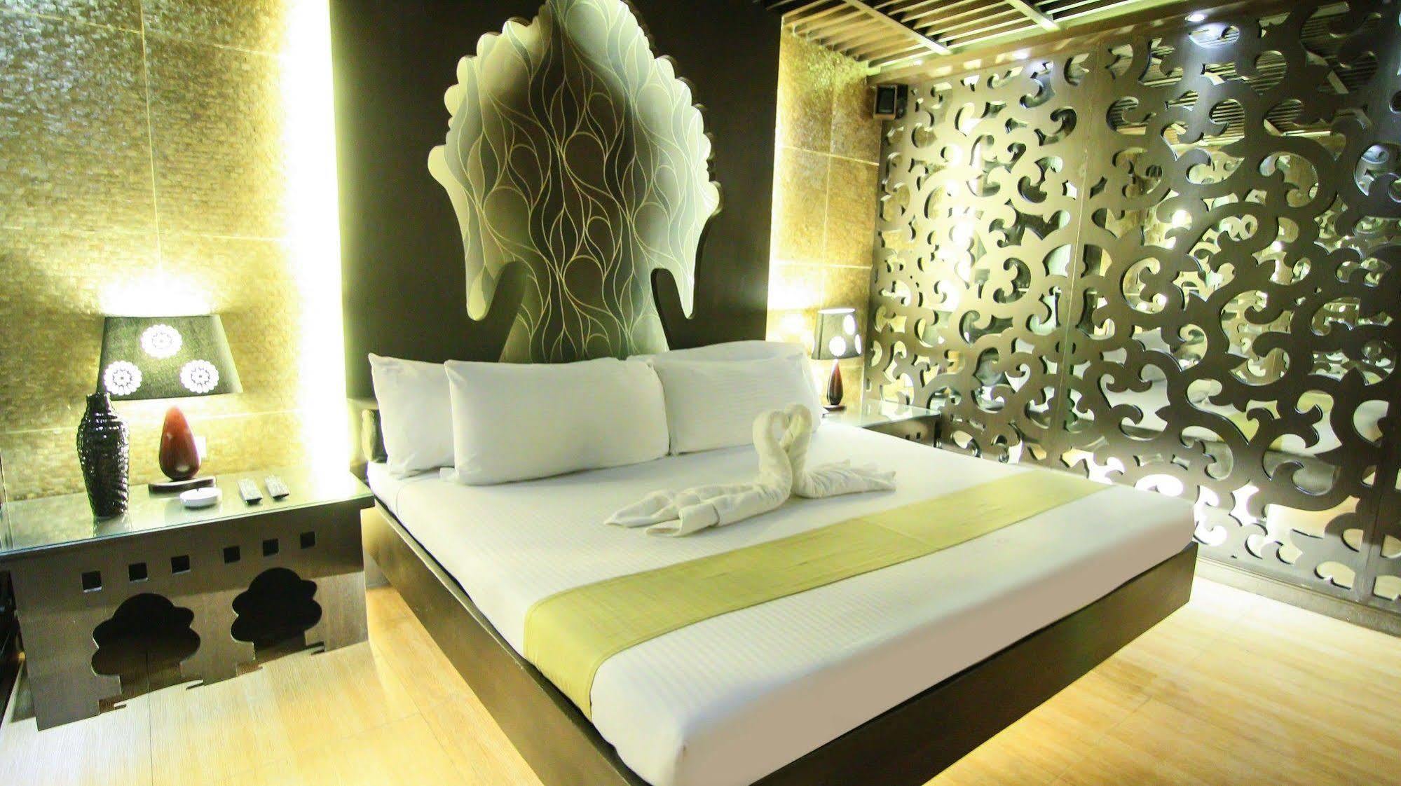 Hotel Ava Cuneta Πασάι Εξωτερικό φωτογραφία